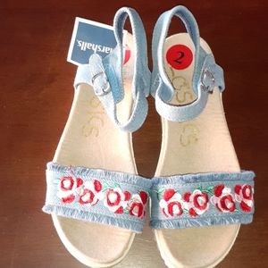 Bundle 2 for $20. Dynasty’s Girls jean sandals